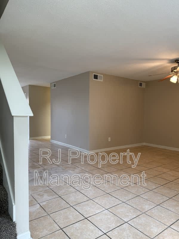 3400 Lord Dunmore Cv – photo 4
