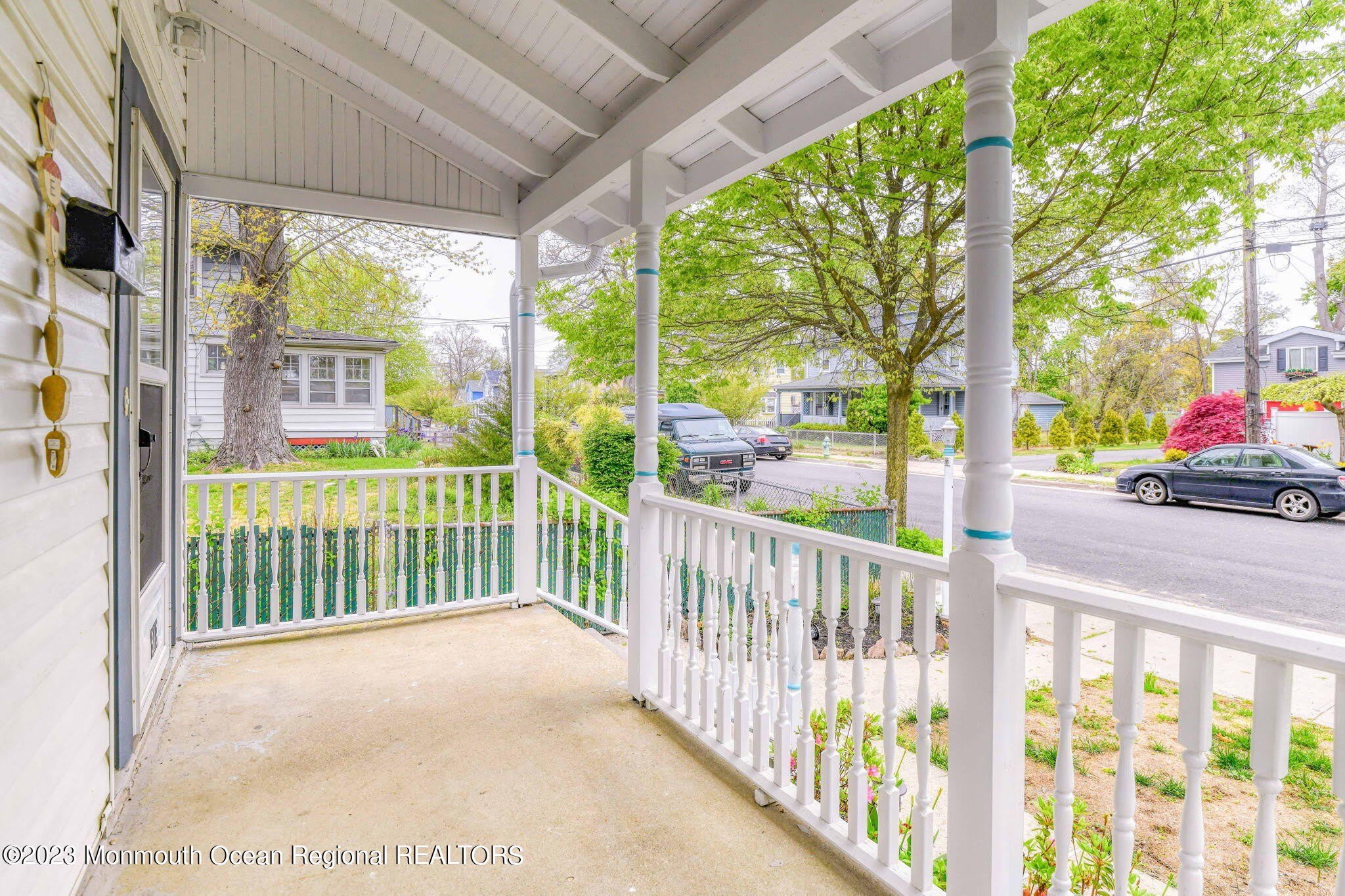 819 Dunlewy Street – photo 3