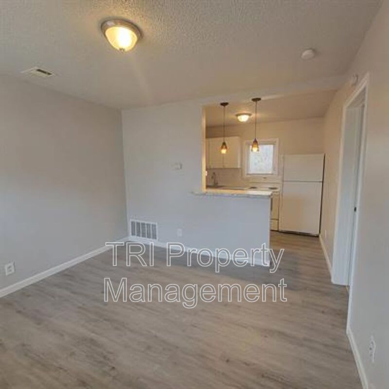 320 12Th Street – photo 2