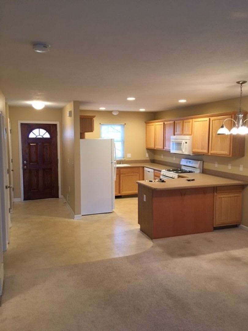 Spacious Living Prime Location – photo 2