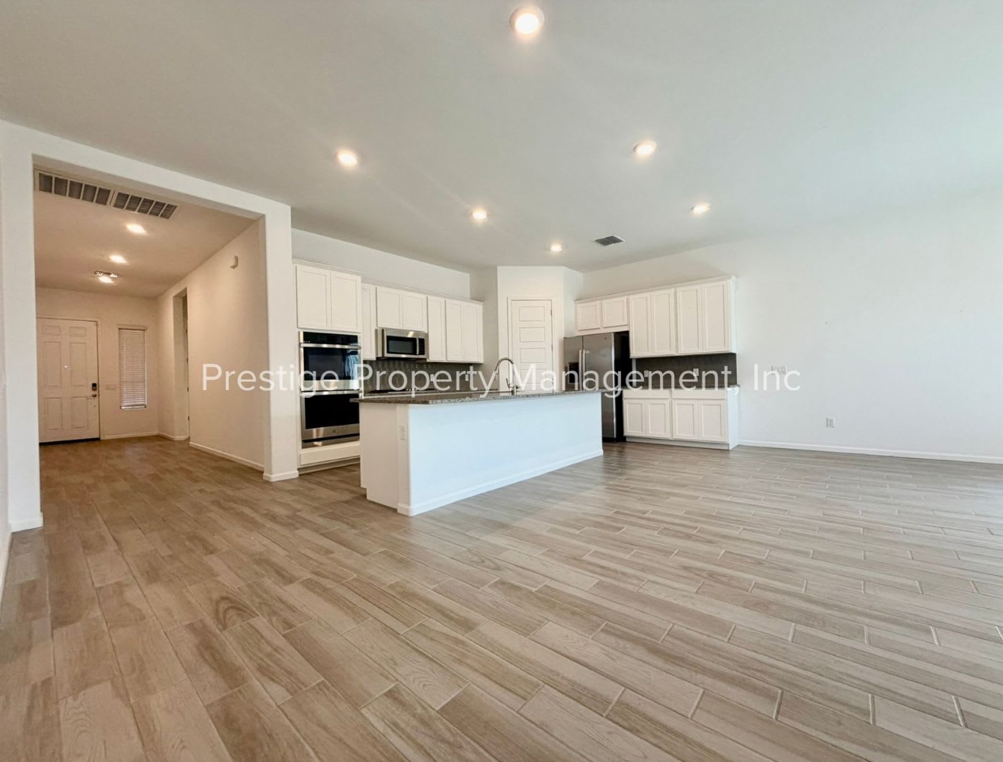 Built In 2023 This Modern Home Is A Dream Of Luxury – photo 5