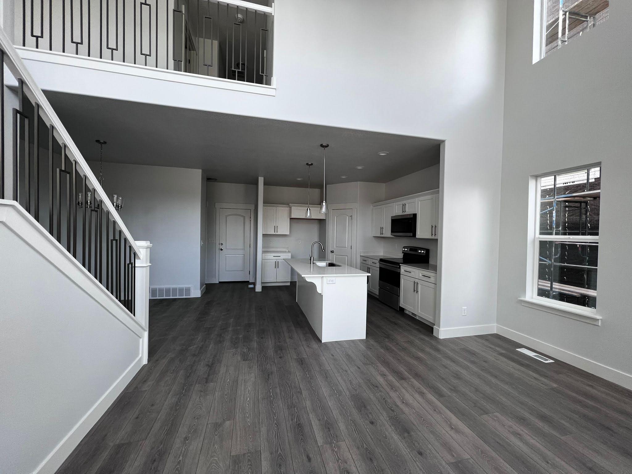 4336 W Watchmen Wy – photo 4