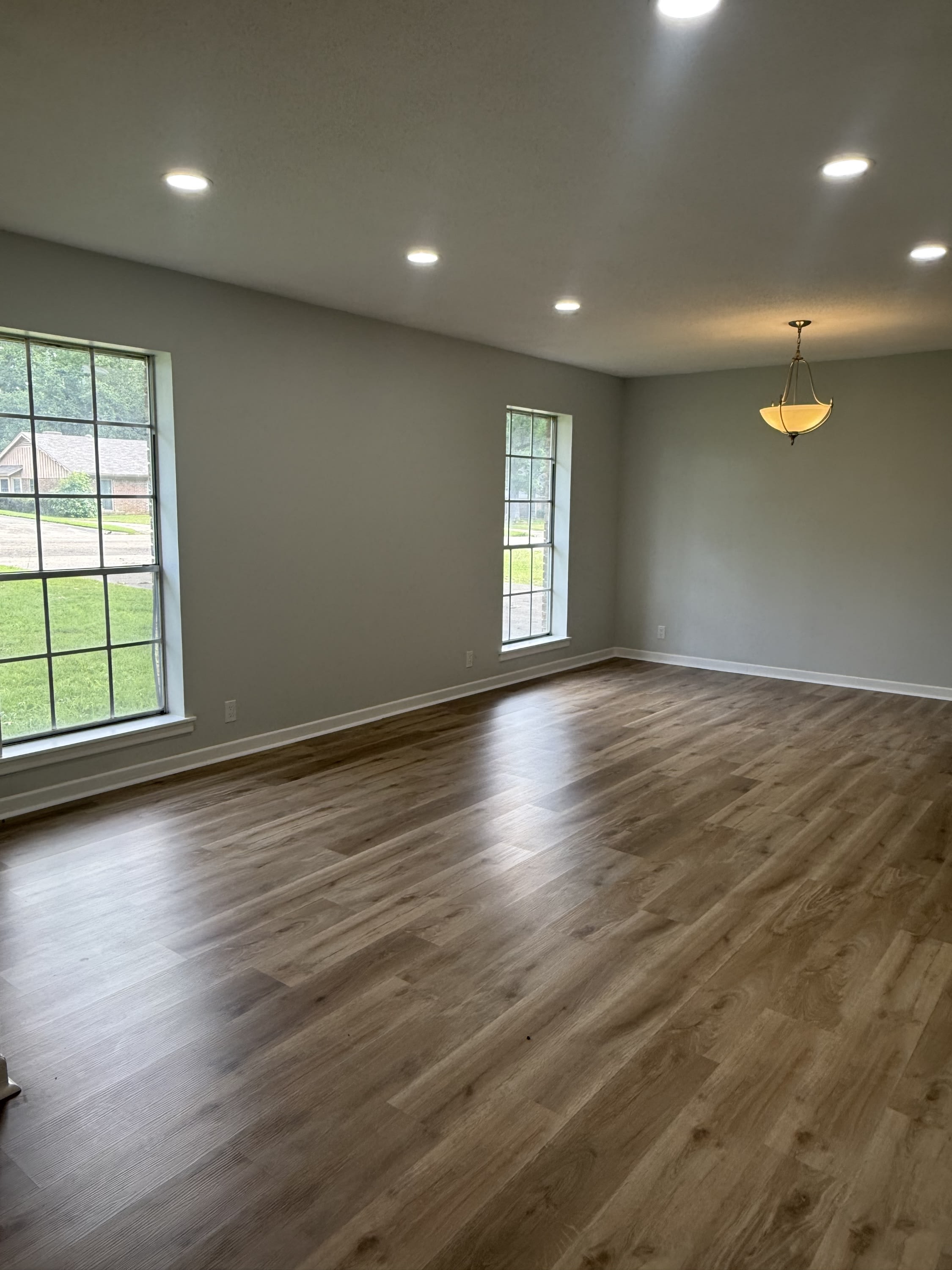 2108 East 24Th Street – photo 2