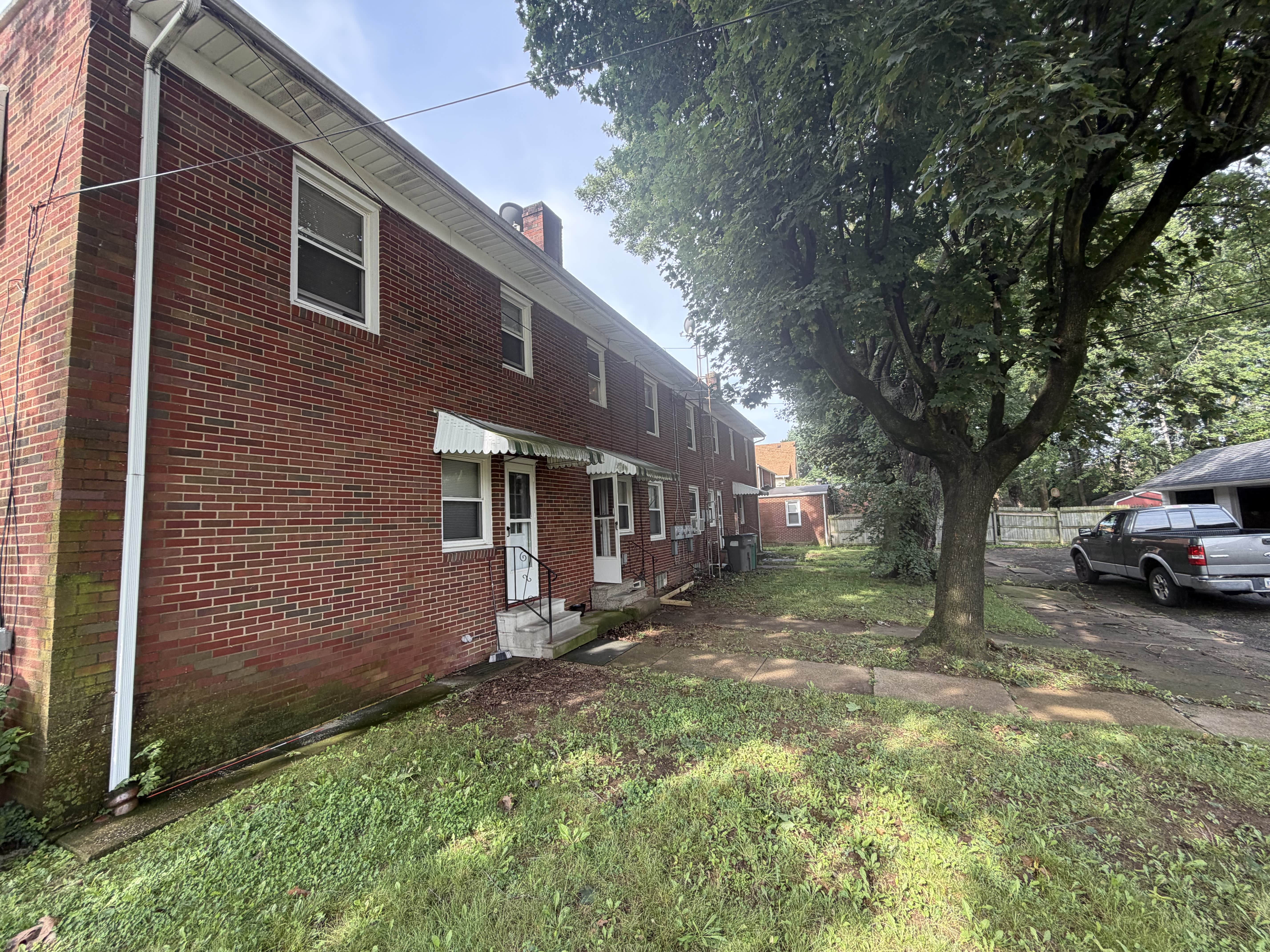 805 Spangler St Ne – photo 2