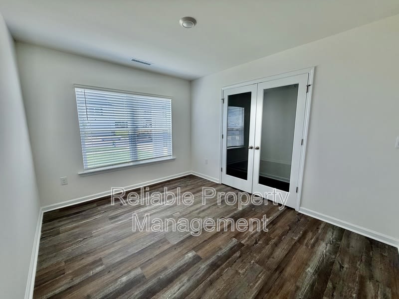 113 Vignette Dr – photo 2
