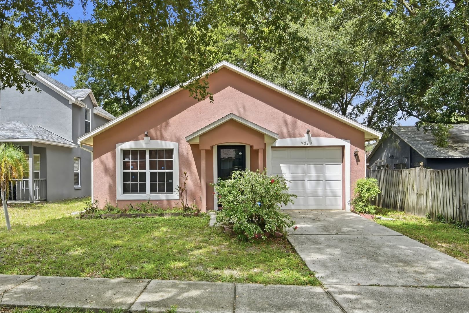Freshly Updated 3-Bedroom Home with Enclosed Yard – photo 2