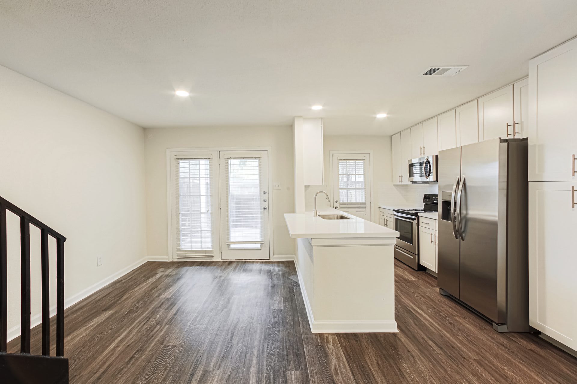 Roundhill Townhomes – photo 5