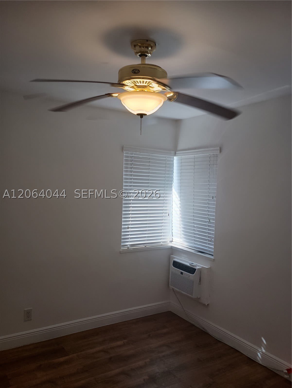 545 74 – photo 2