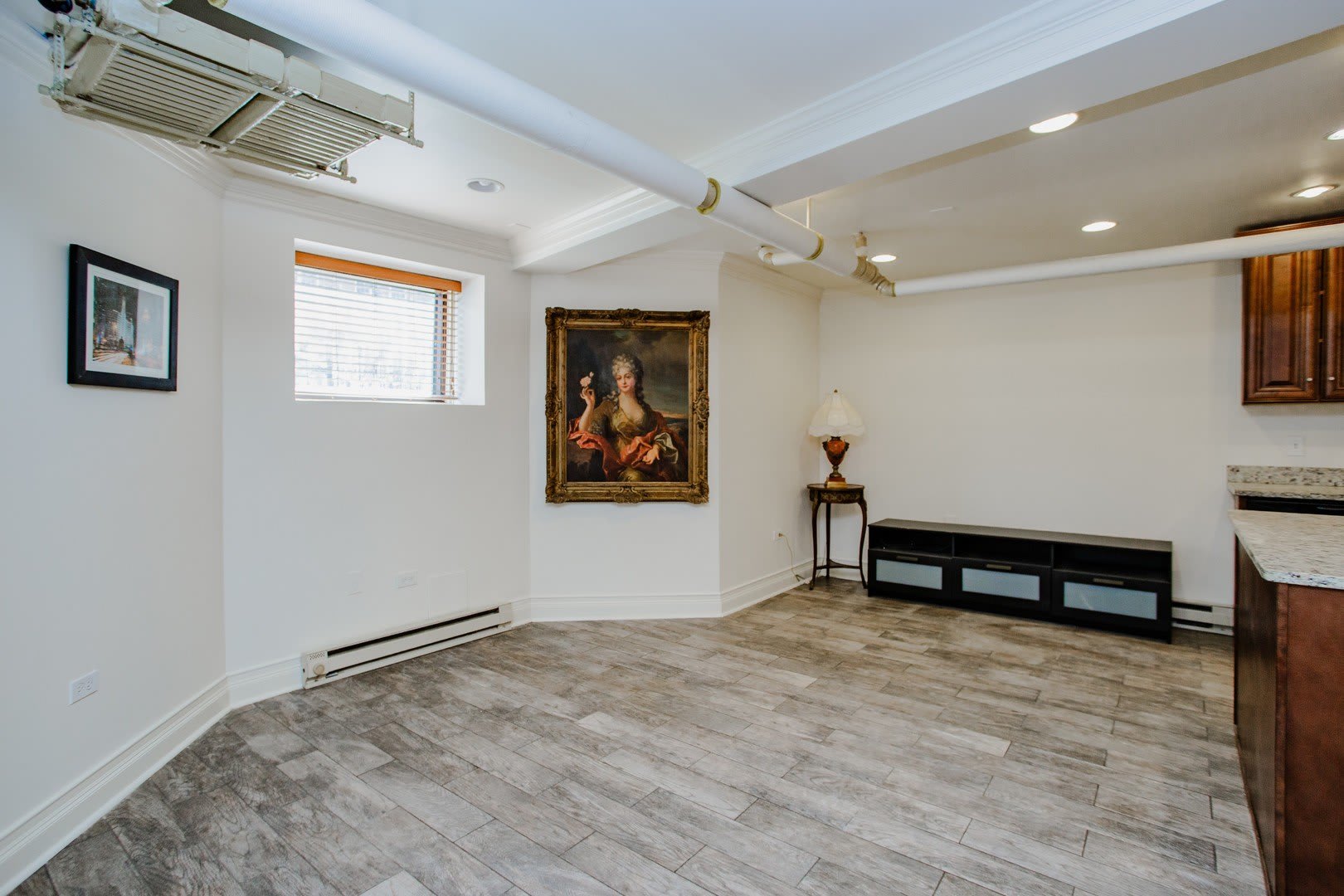 622 W Briar Place – photo 5
