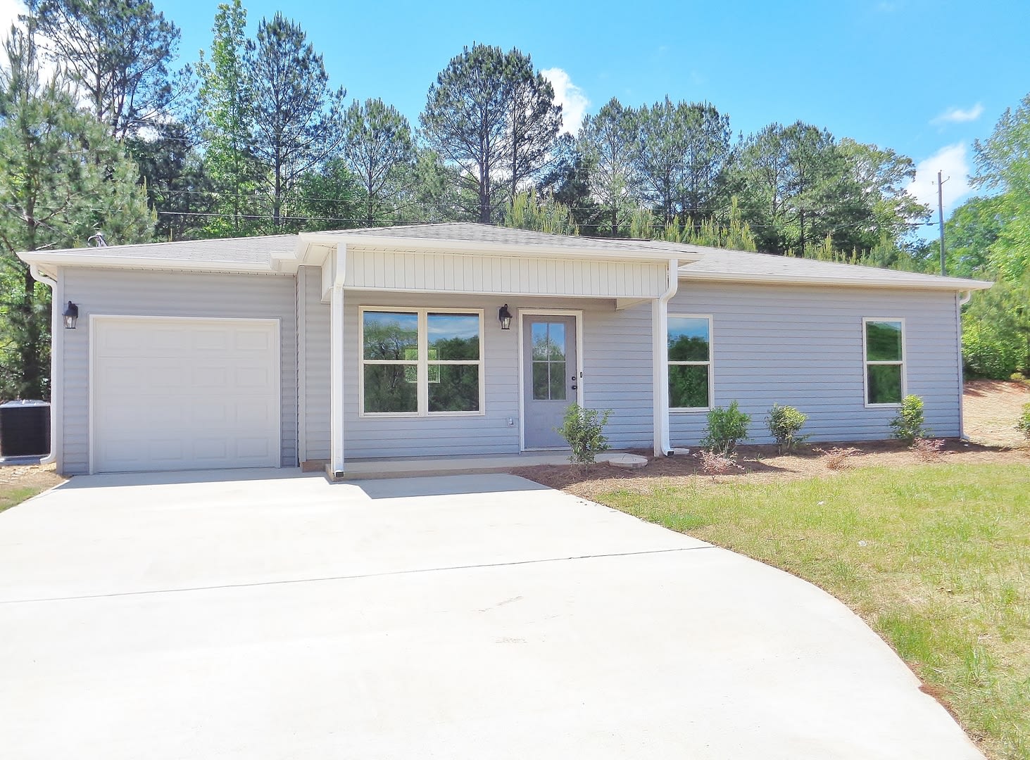 DEPOSIT PENDING! Home for Rent in Vance, Alabama!! COMING SOON! – photo 2