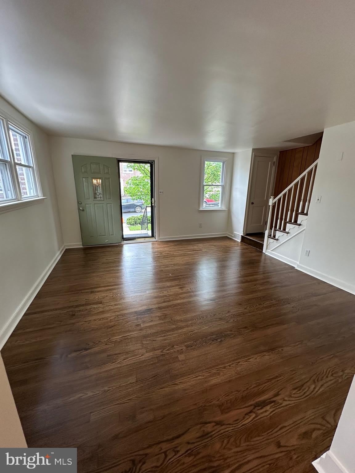 1122 COYNE Place – photo 4