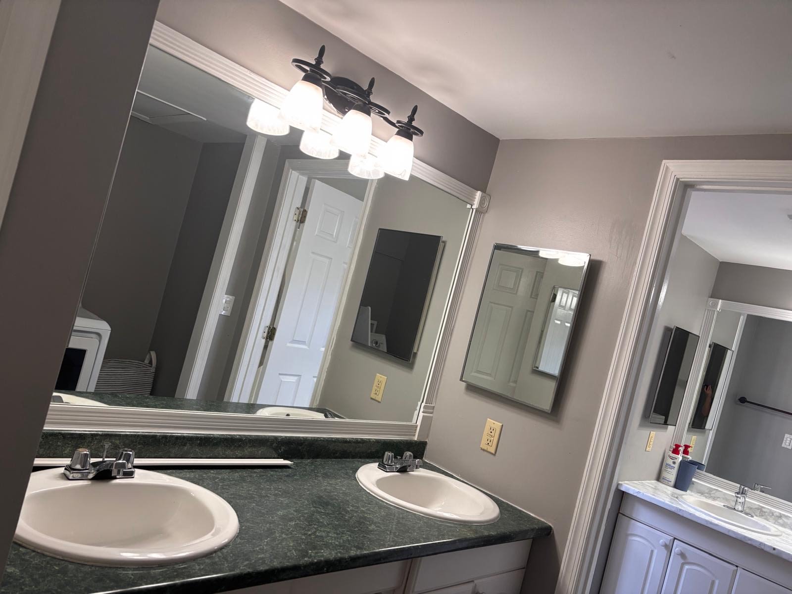 662 Washington Blvd. – photo 3