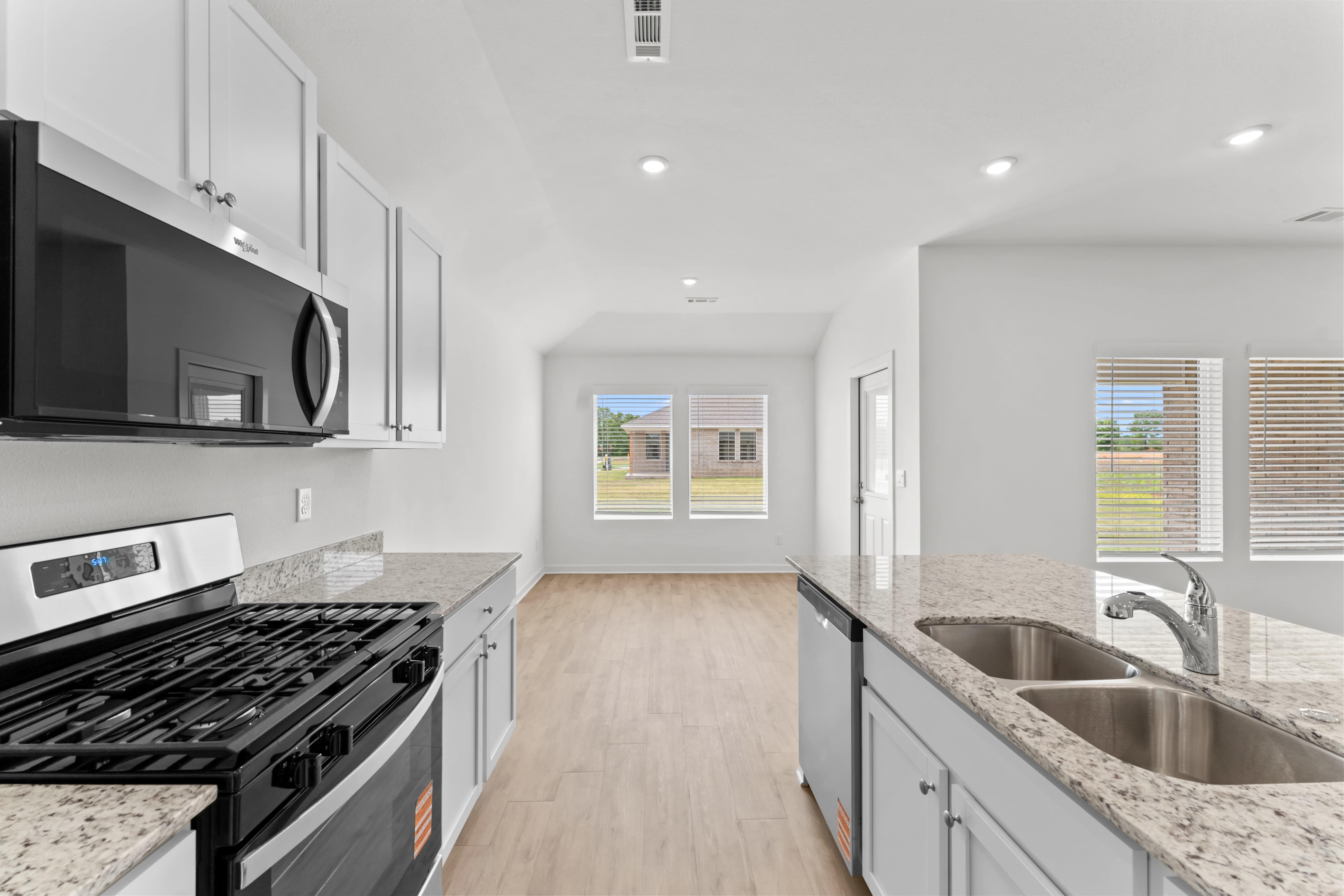 3060 Laredo Ln – photo 3