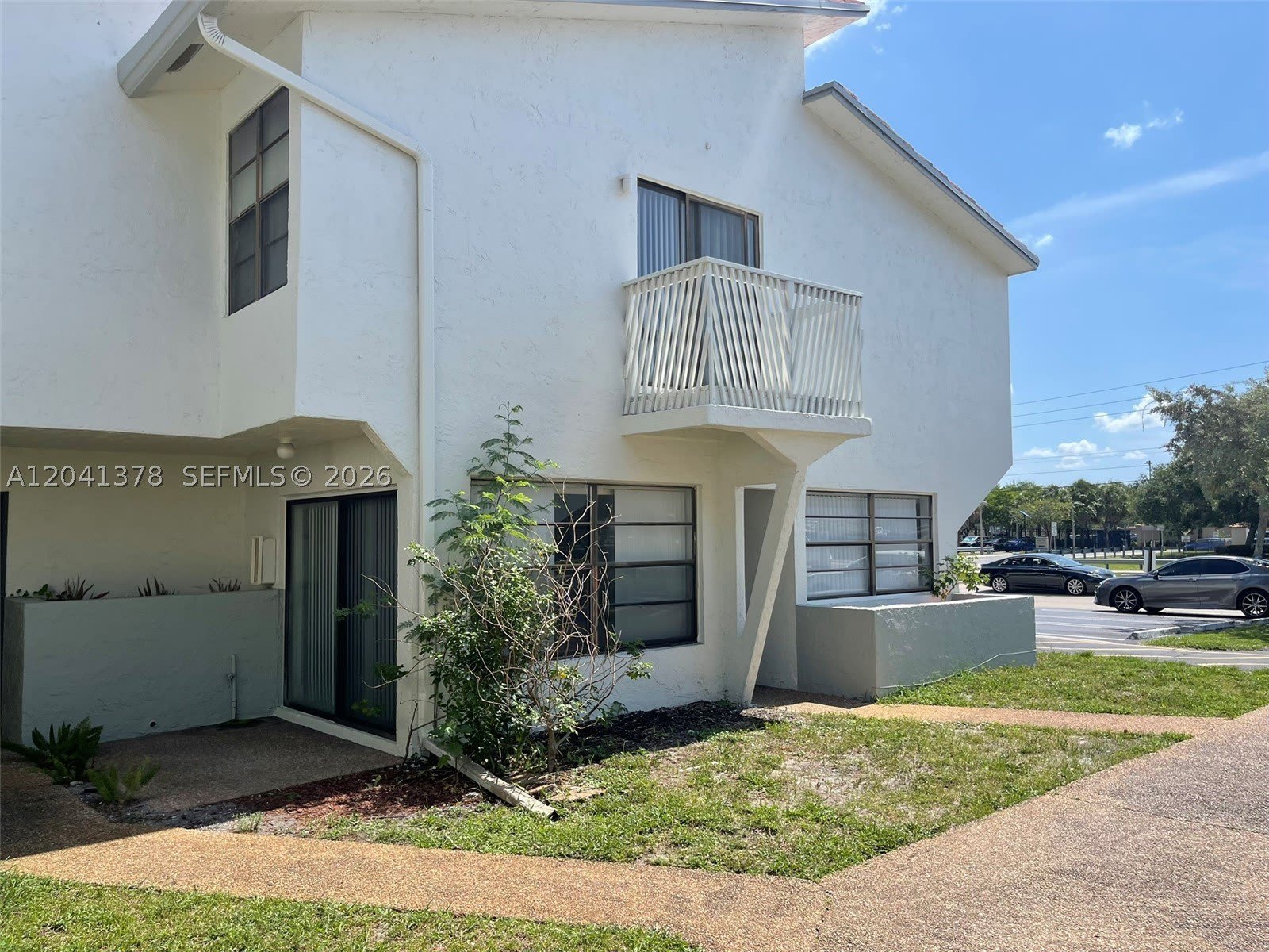 2580 Coral Springs Dr – photo 5