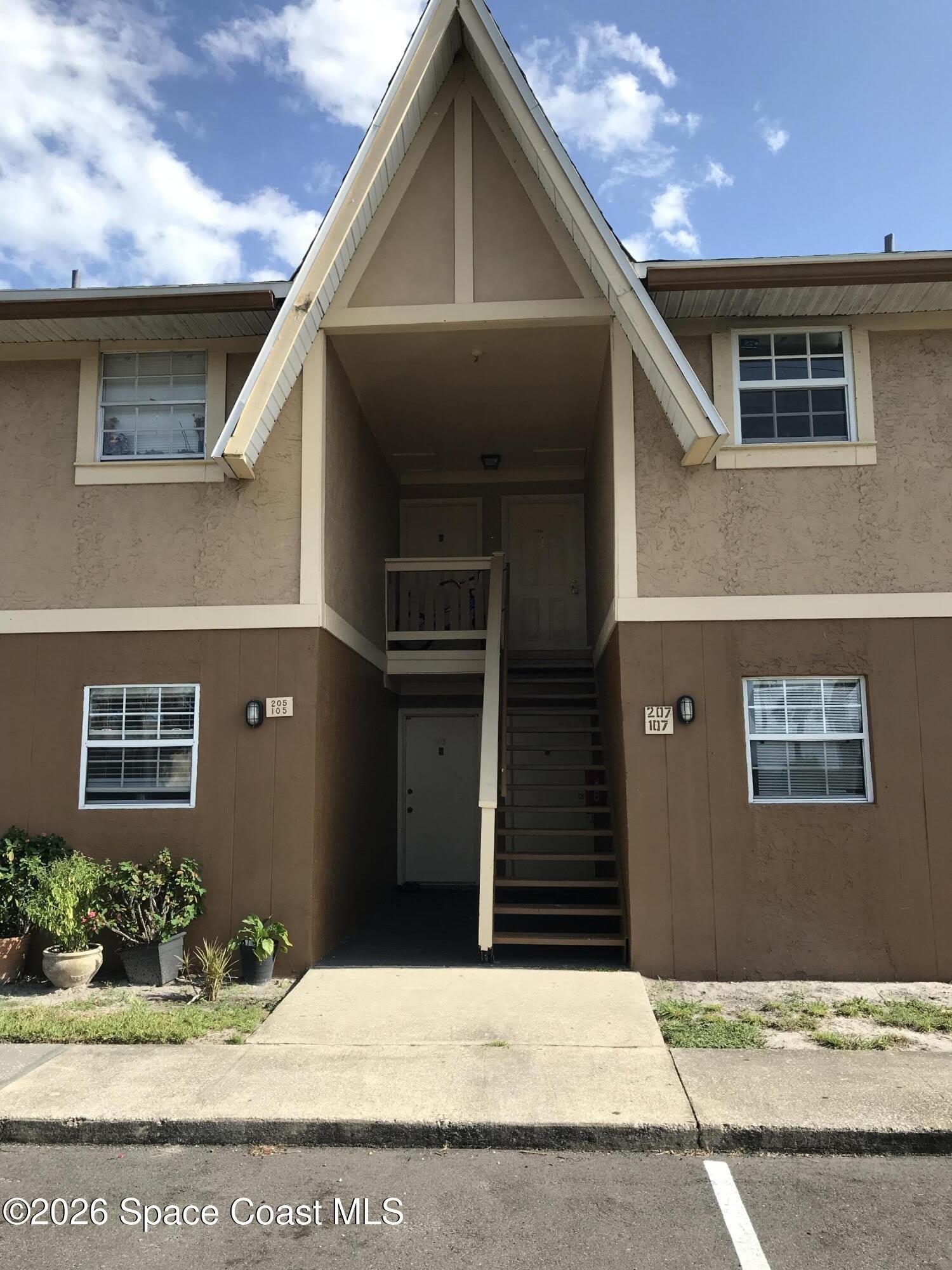 207 Bristol Lane – photo 1