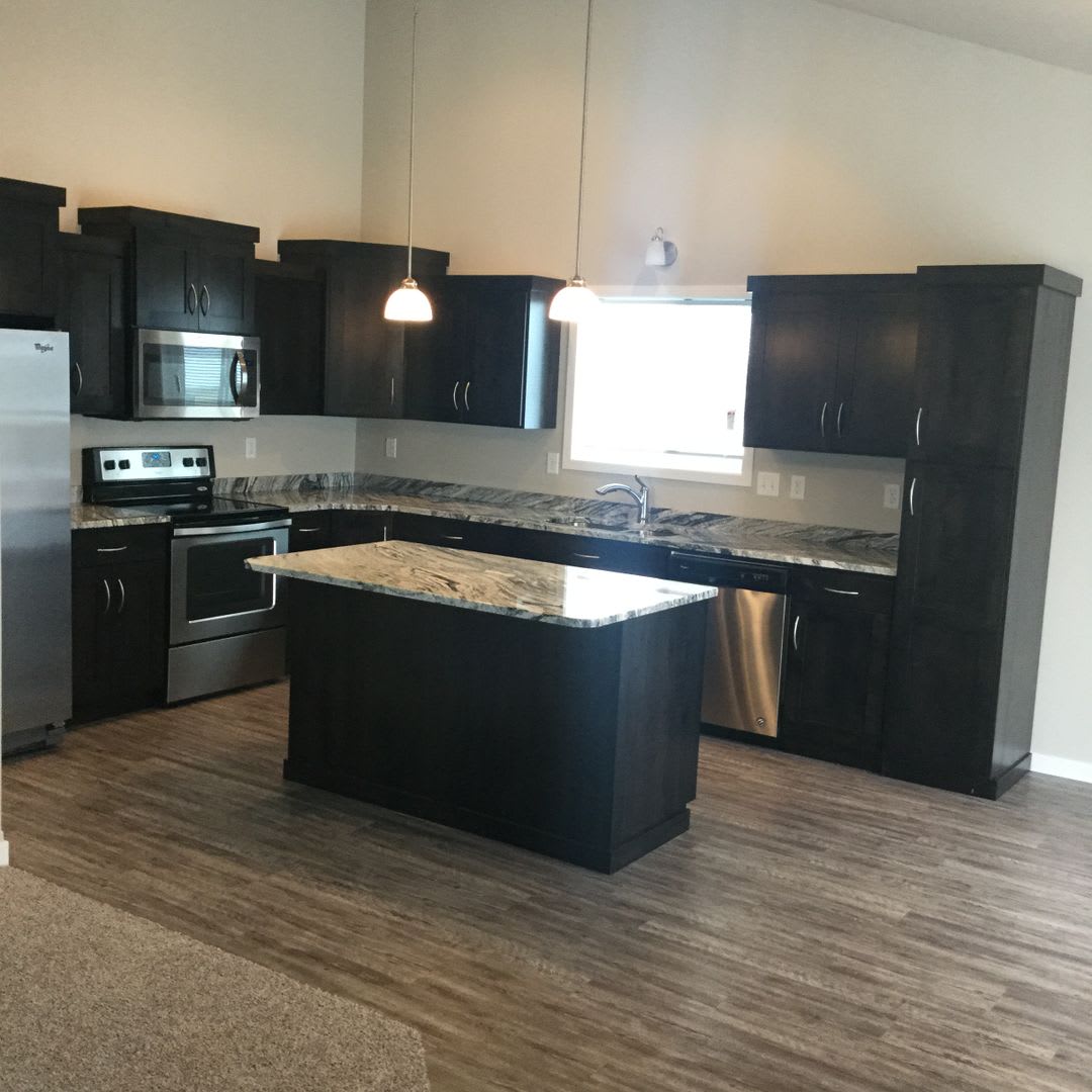 3 Bed 3 Bath Single Family Home – photo 2