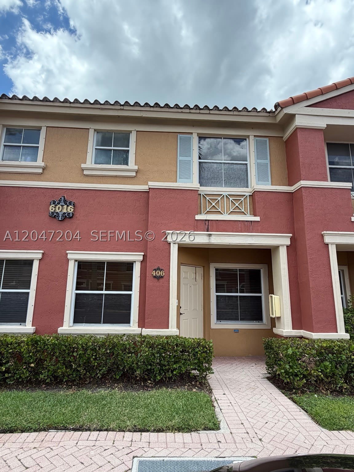6016 NW 116th Pl – photo 1