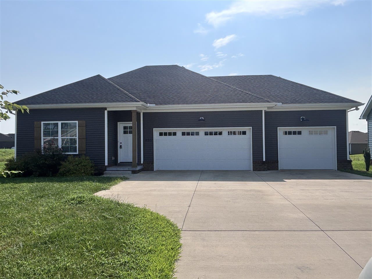 935 County House Lane – photo 1