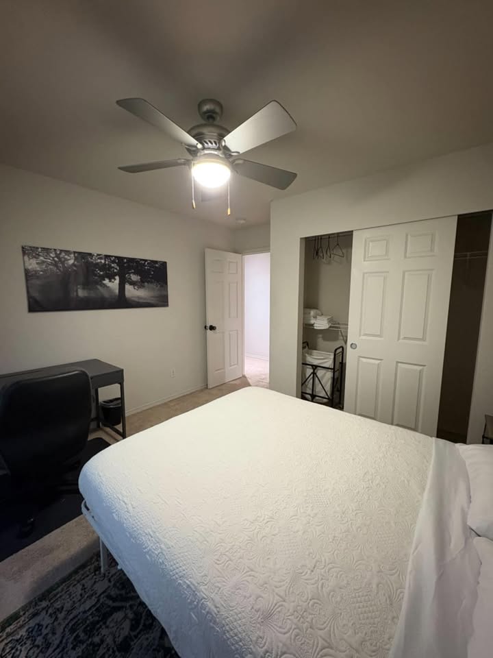 25013 Se 18th St – photo 2