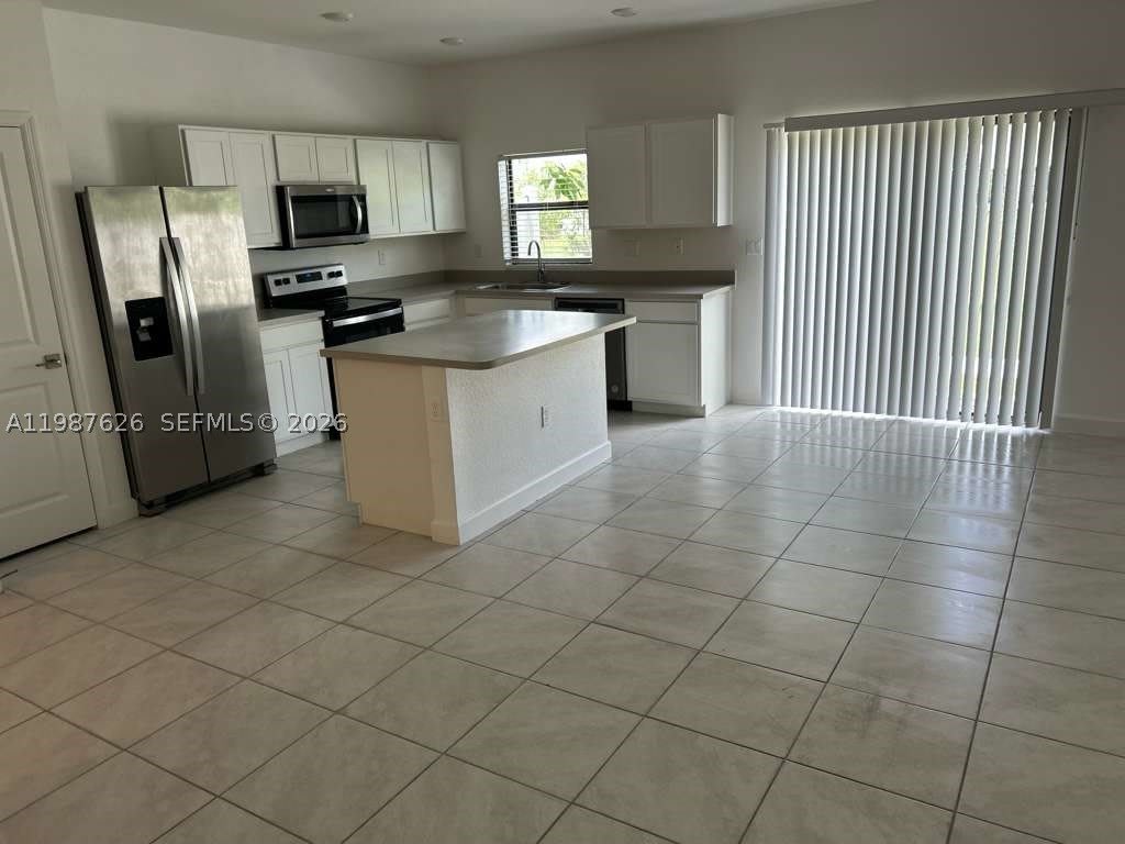 624 SW 12th St – photo 5