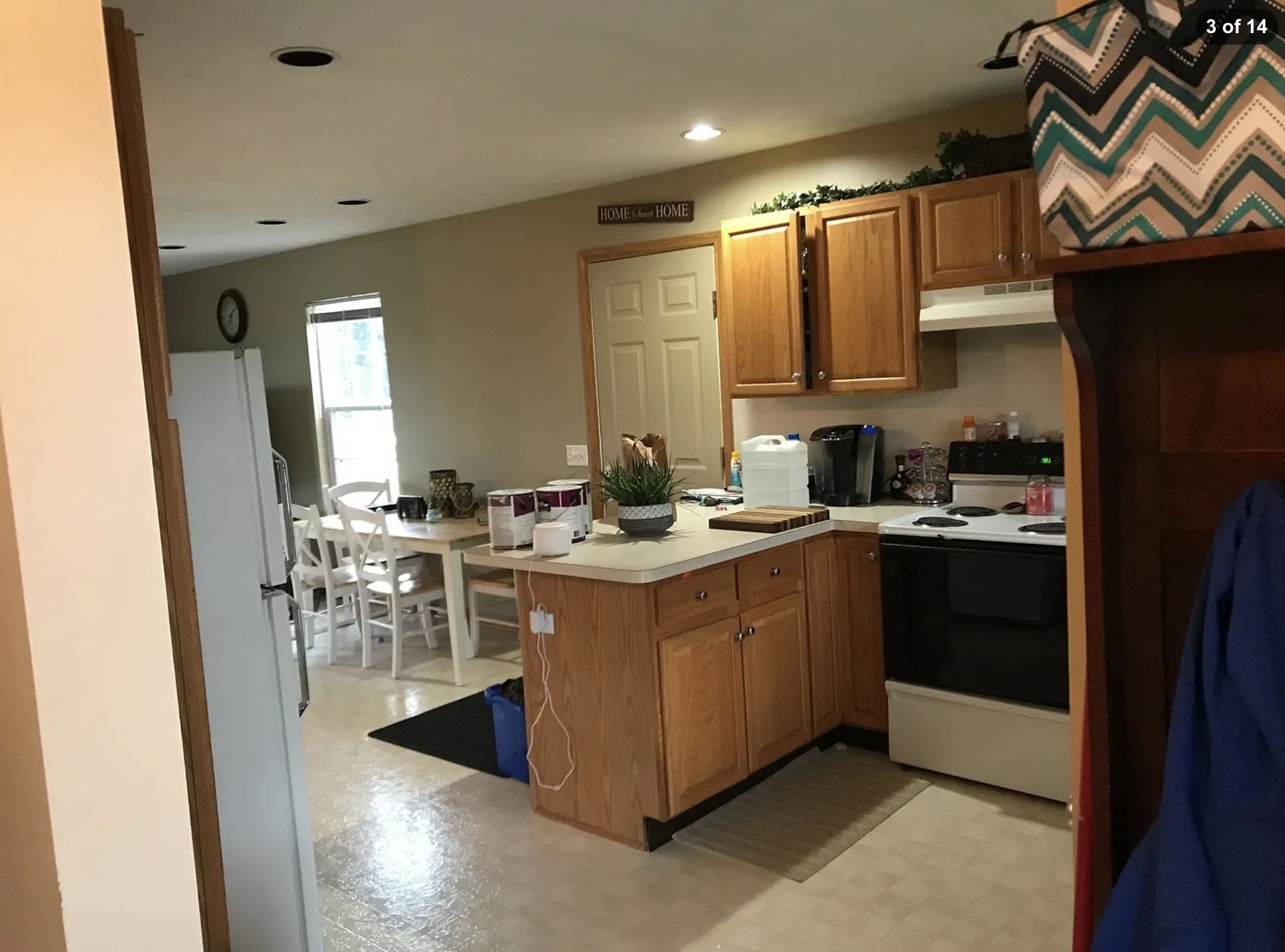 986 Vos Street – photo 3