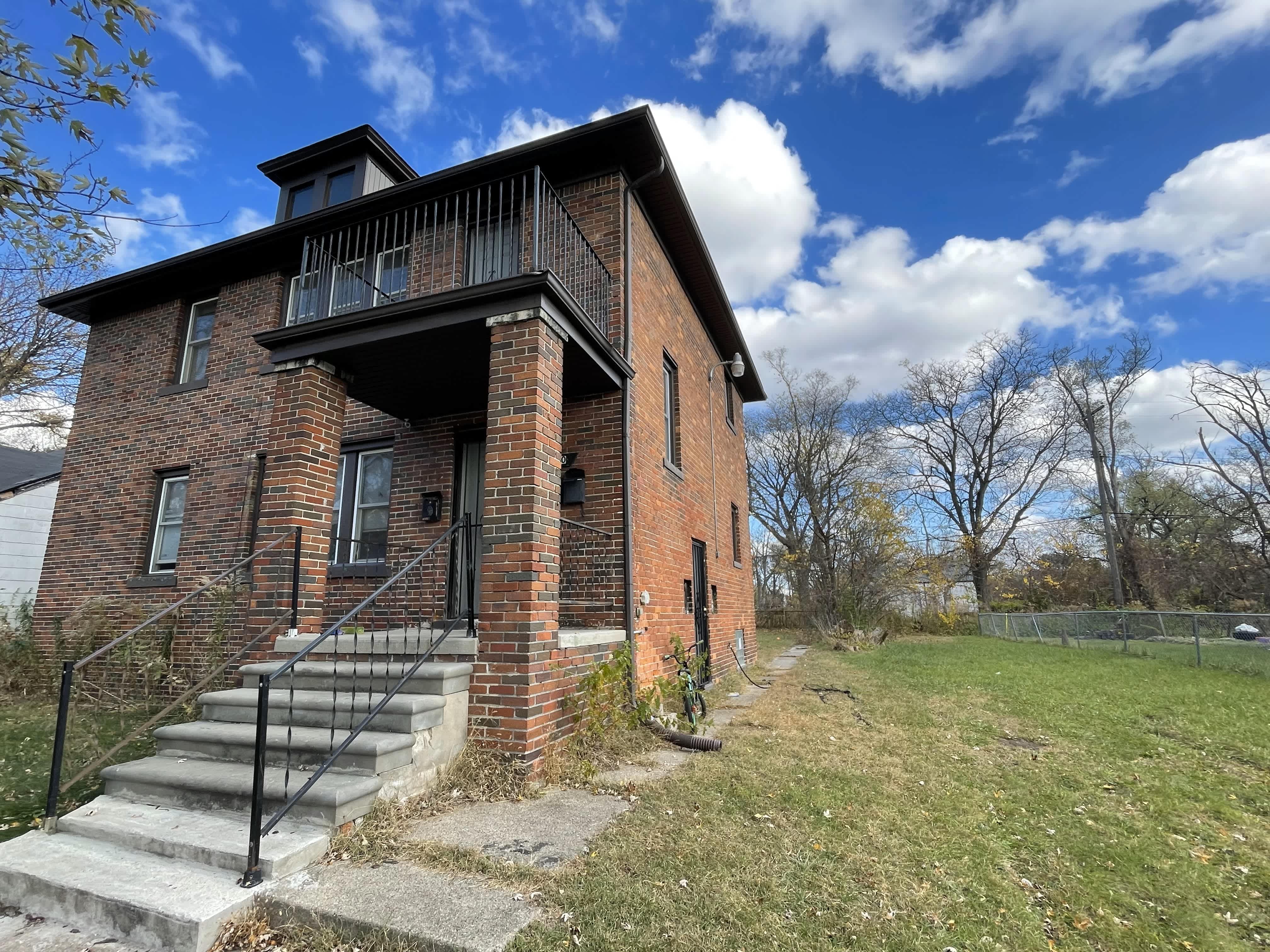12260 Ward Avenue – photo 2