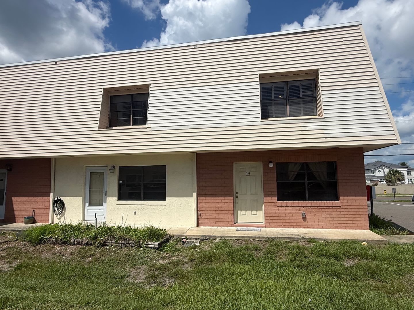 Spacious 2 bedroom 2.5 bathroom condo – photo 1