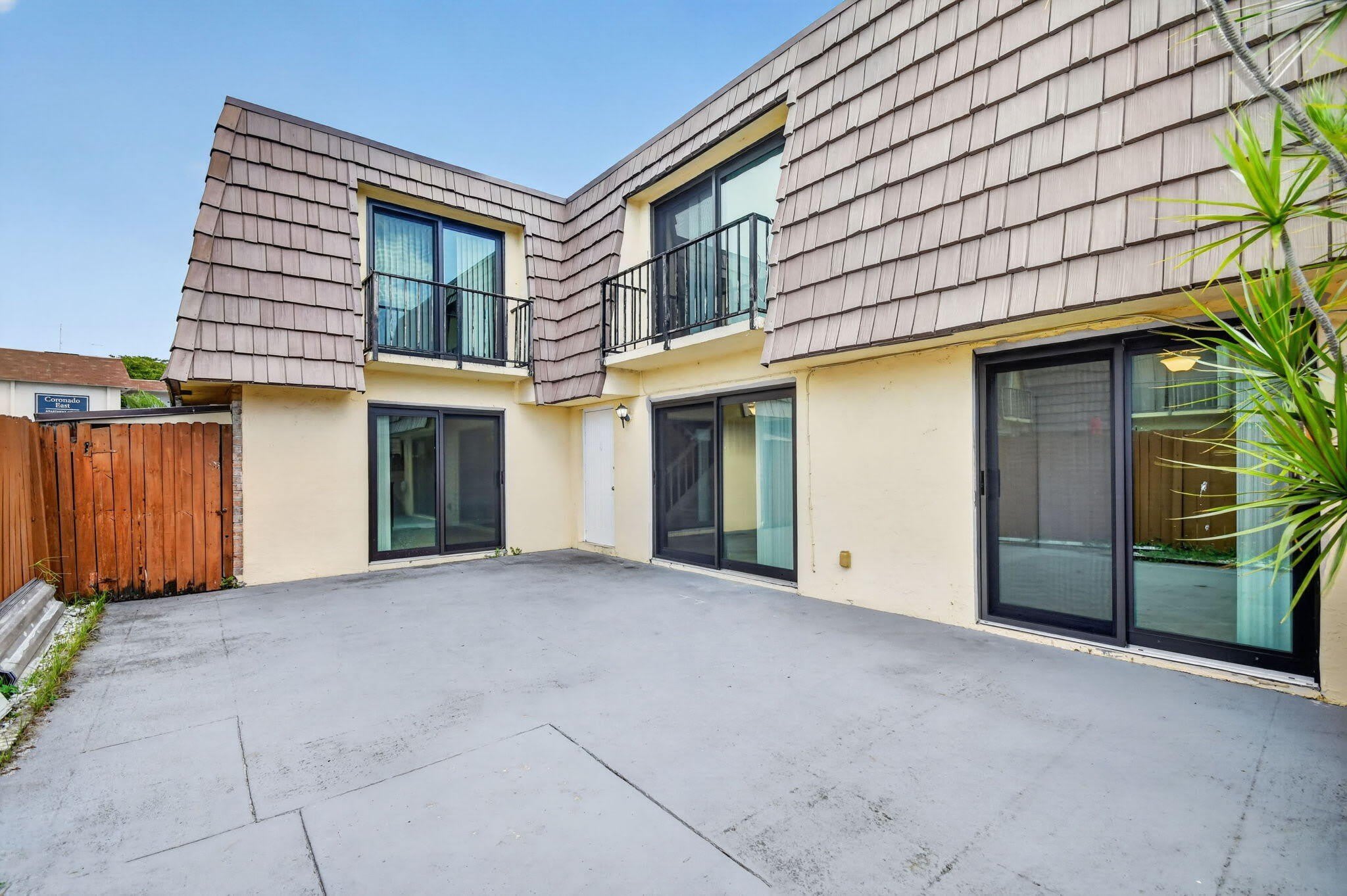 744 Springdale Circle – photo 1