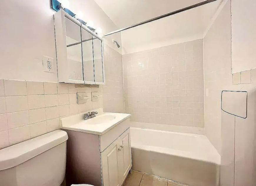 1001 Walton Avenue – photo 5