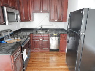 17 Henderson St – photo 1