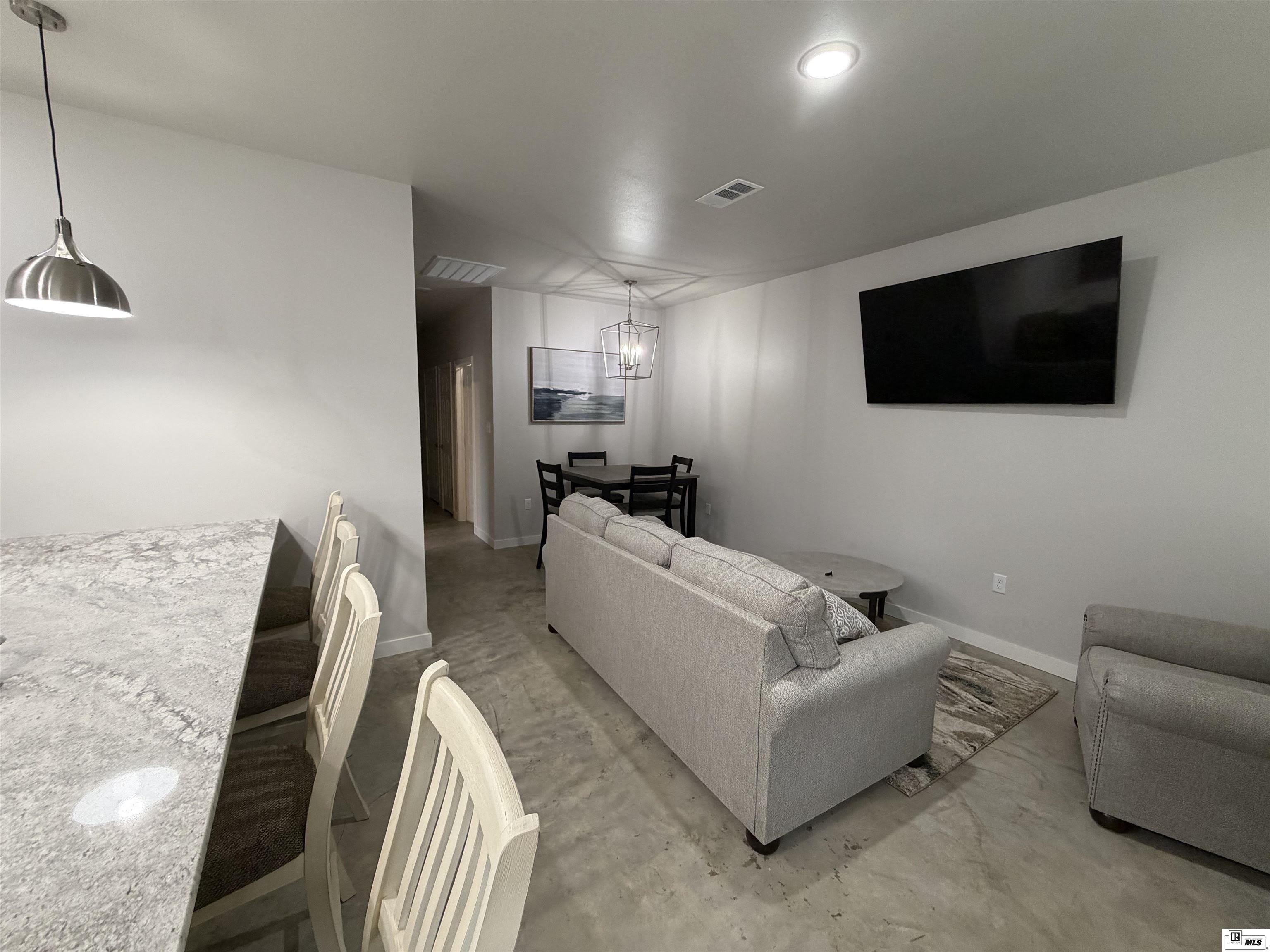 110 BRADLEY STREET – photo 4