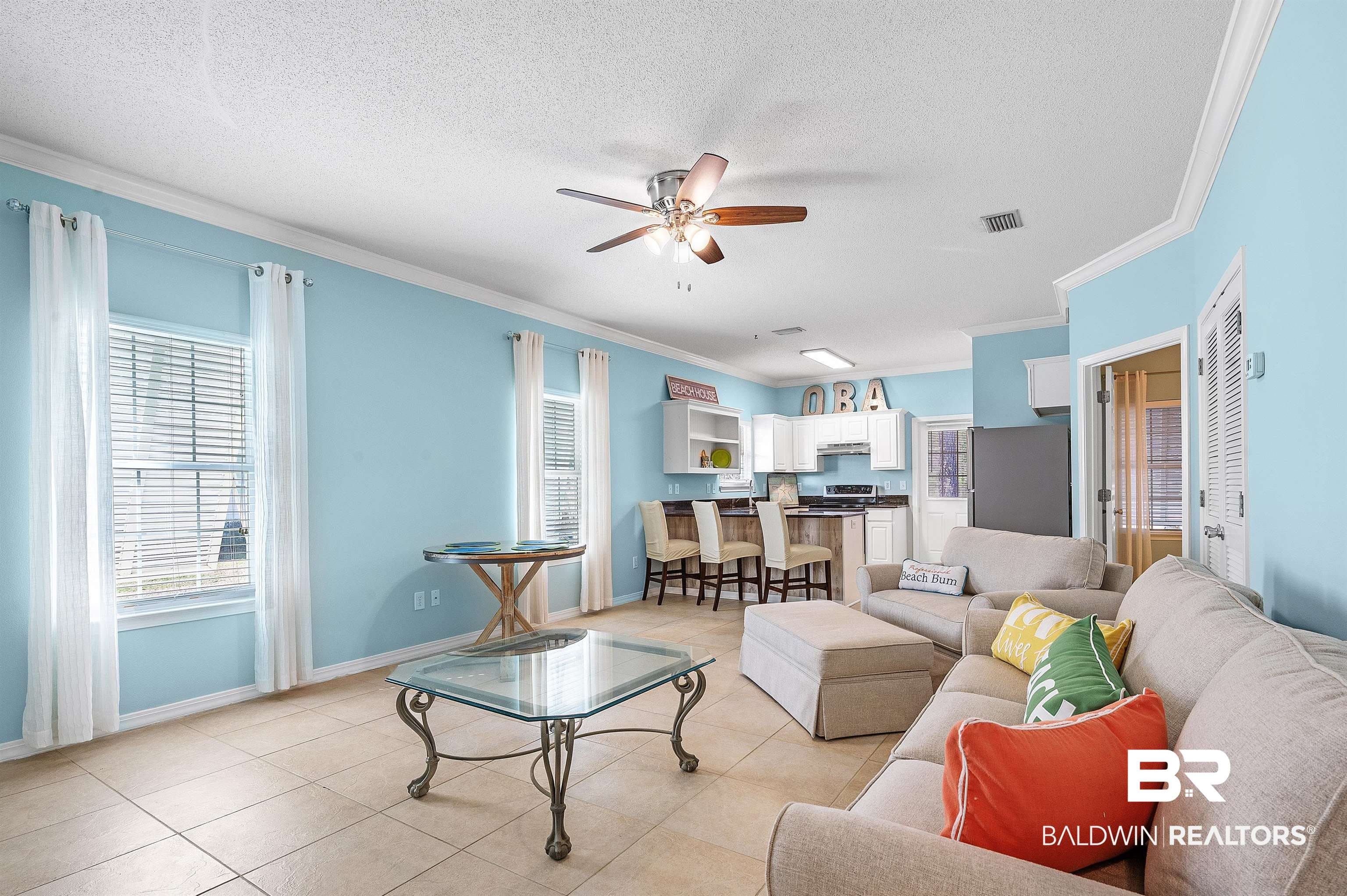 4375 Lindsey Lane – photo 3