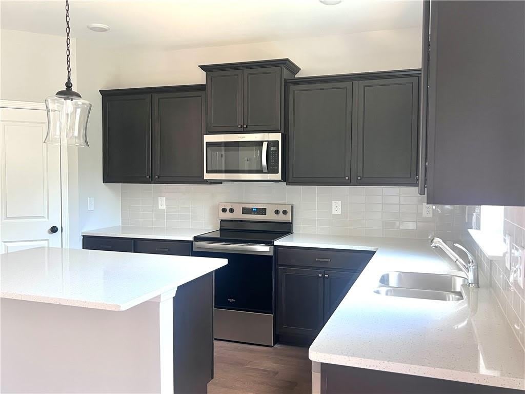 4385 Easter Lily Avenue – photo 3