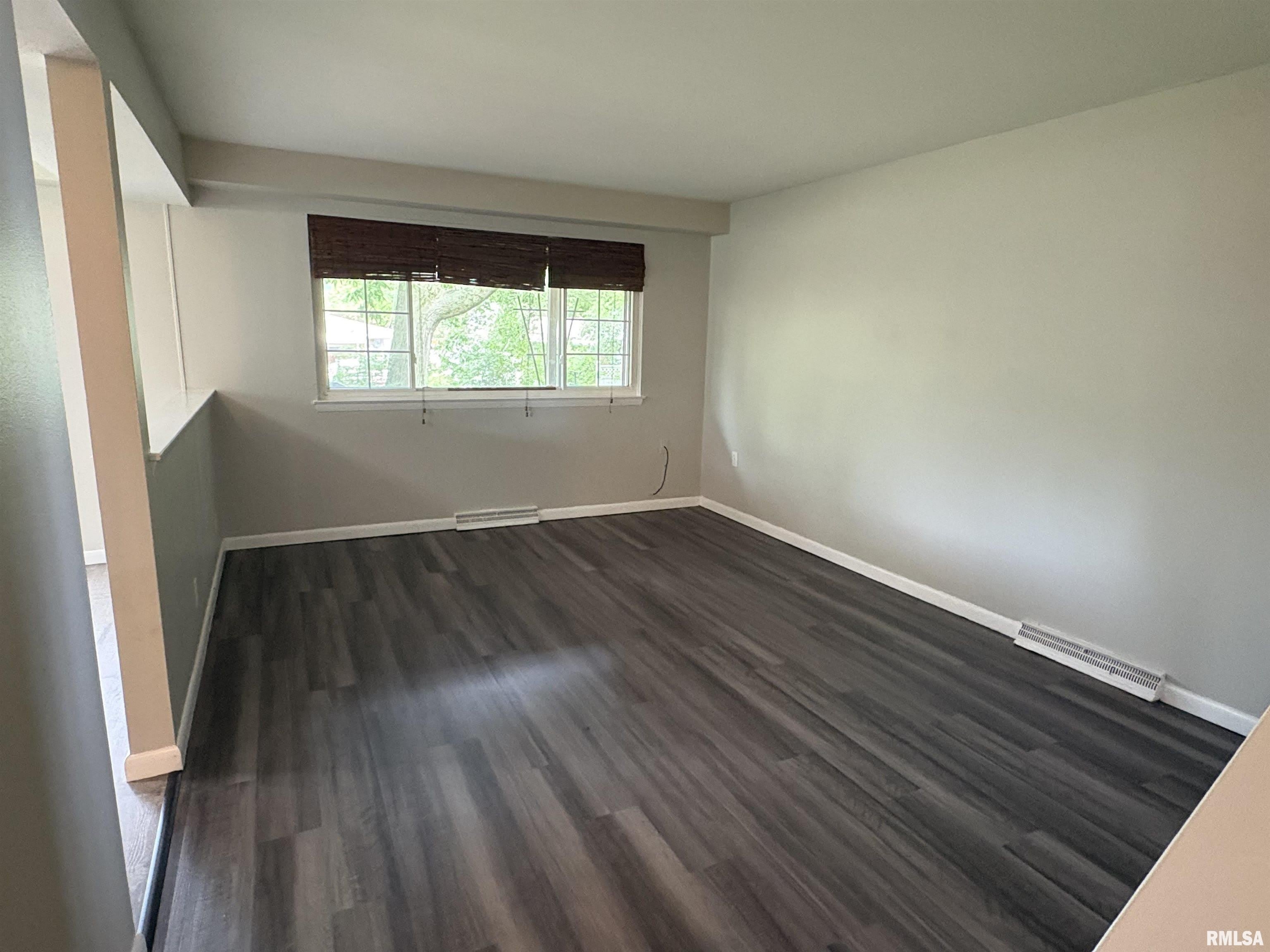 3409 N California Avenue – photo 2