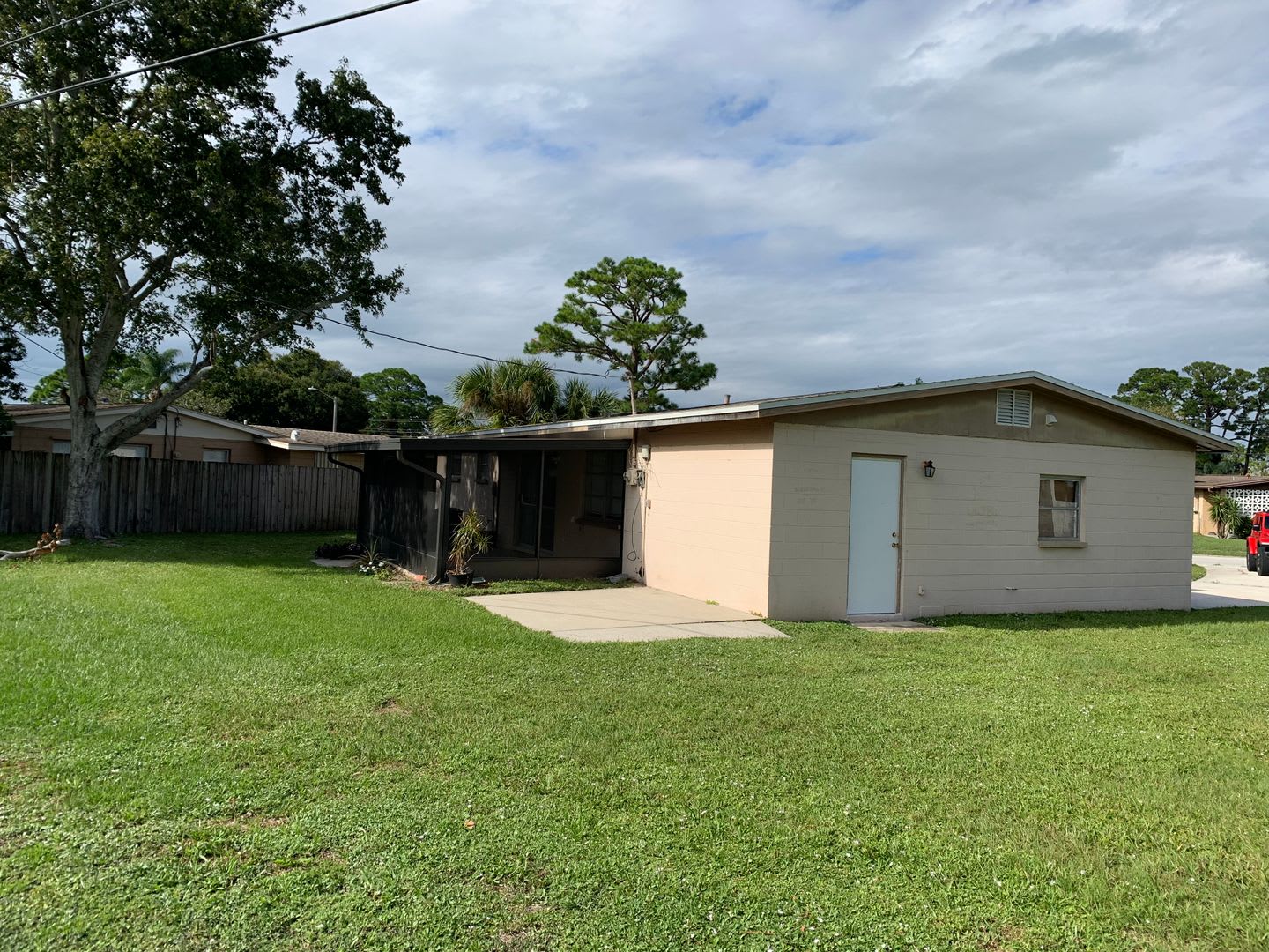 Single Family Home – photo 2