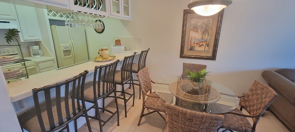 107 E Bahama St. – photo 5