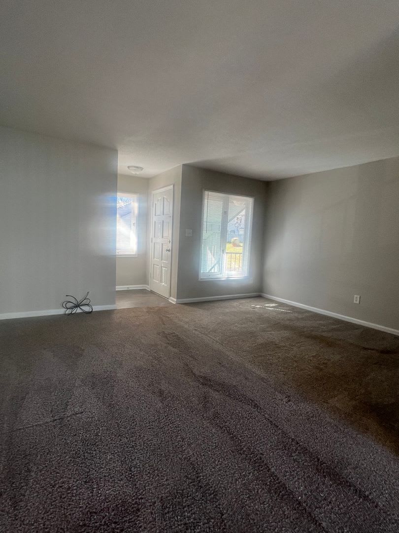 1 Bedroom/ 1 Bathroom Condo for ONLY $950.00 – photo 4