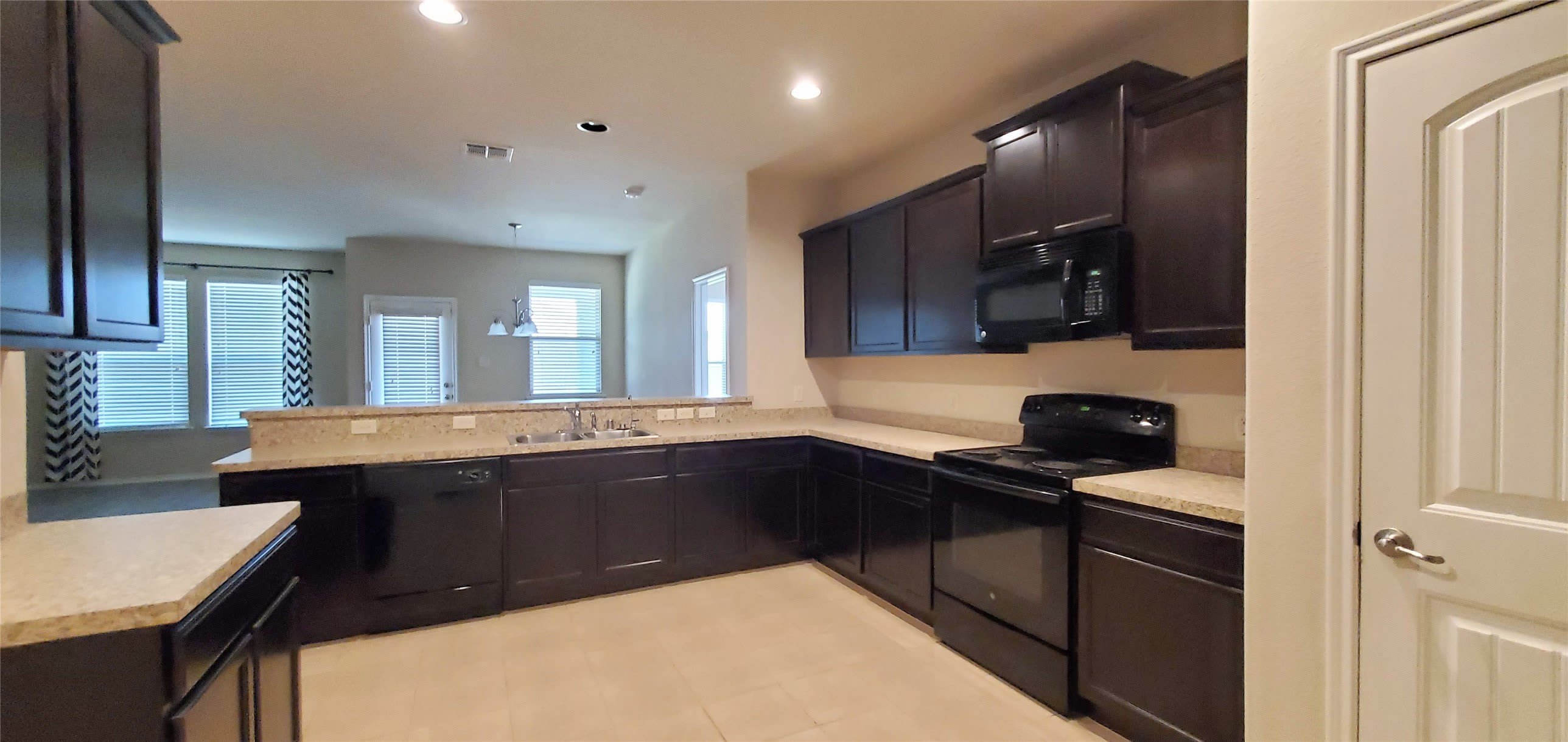 133 Oriole Drive – photo 4