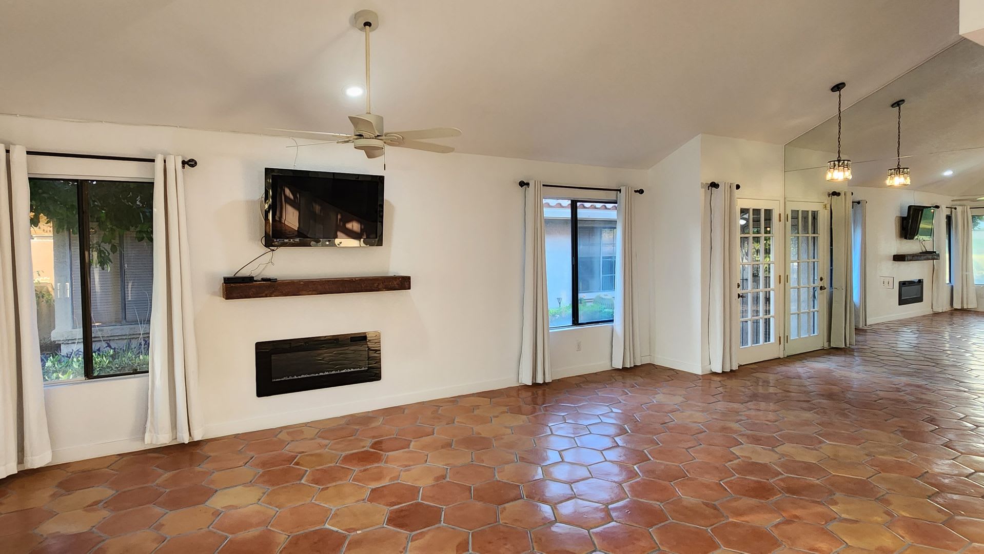 Two bedroom, two bath on the 15th fairway – photo 5