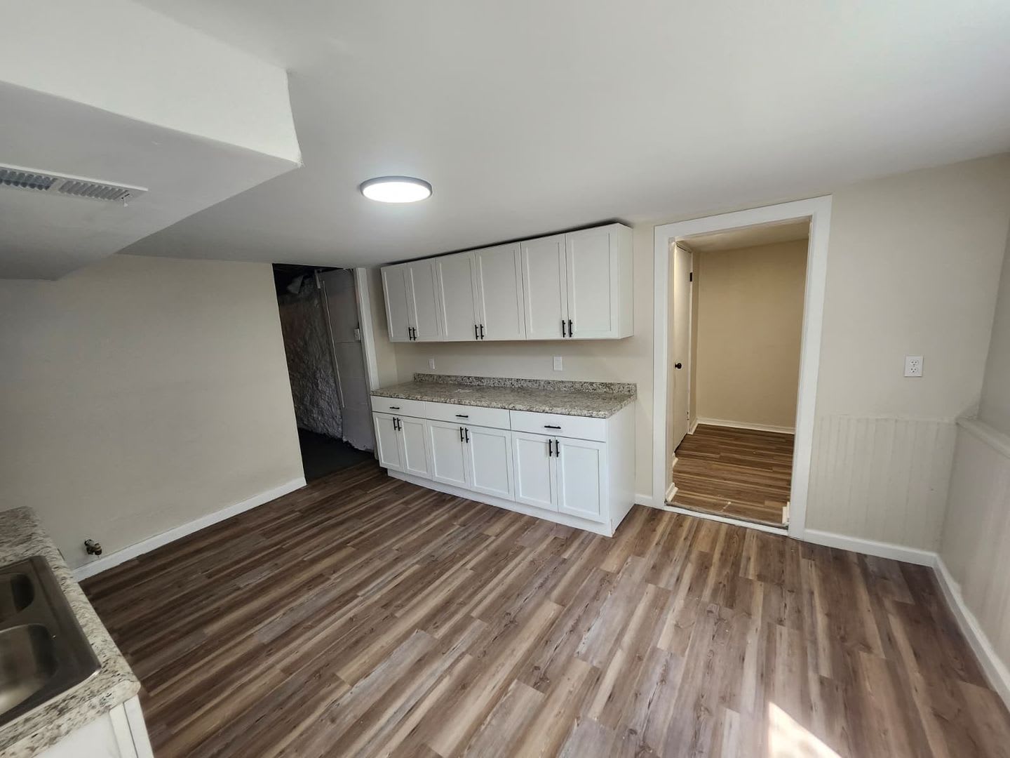 Charming 1BR Home in McKees Rocks, Section 8 Considered! – photo 2
