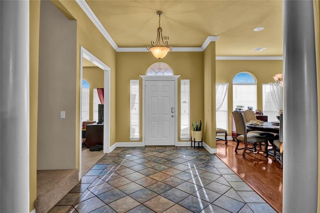 17105 Gladstone Lane – photo 4