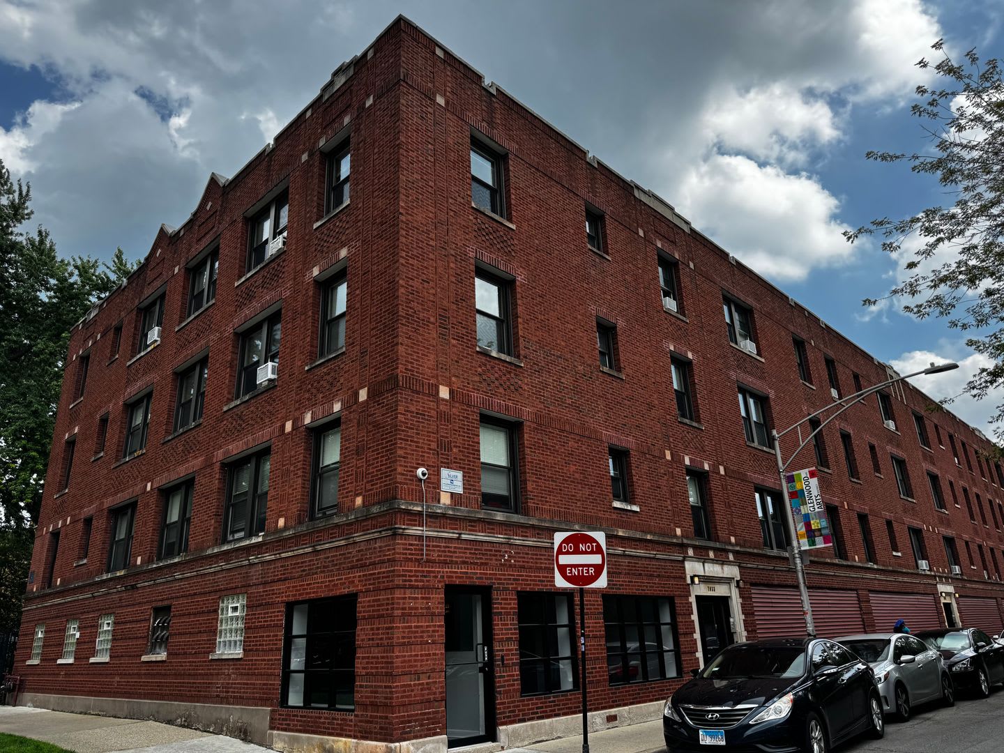 7033 N Glenwood Ave – photo 5