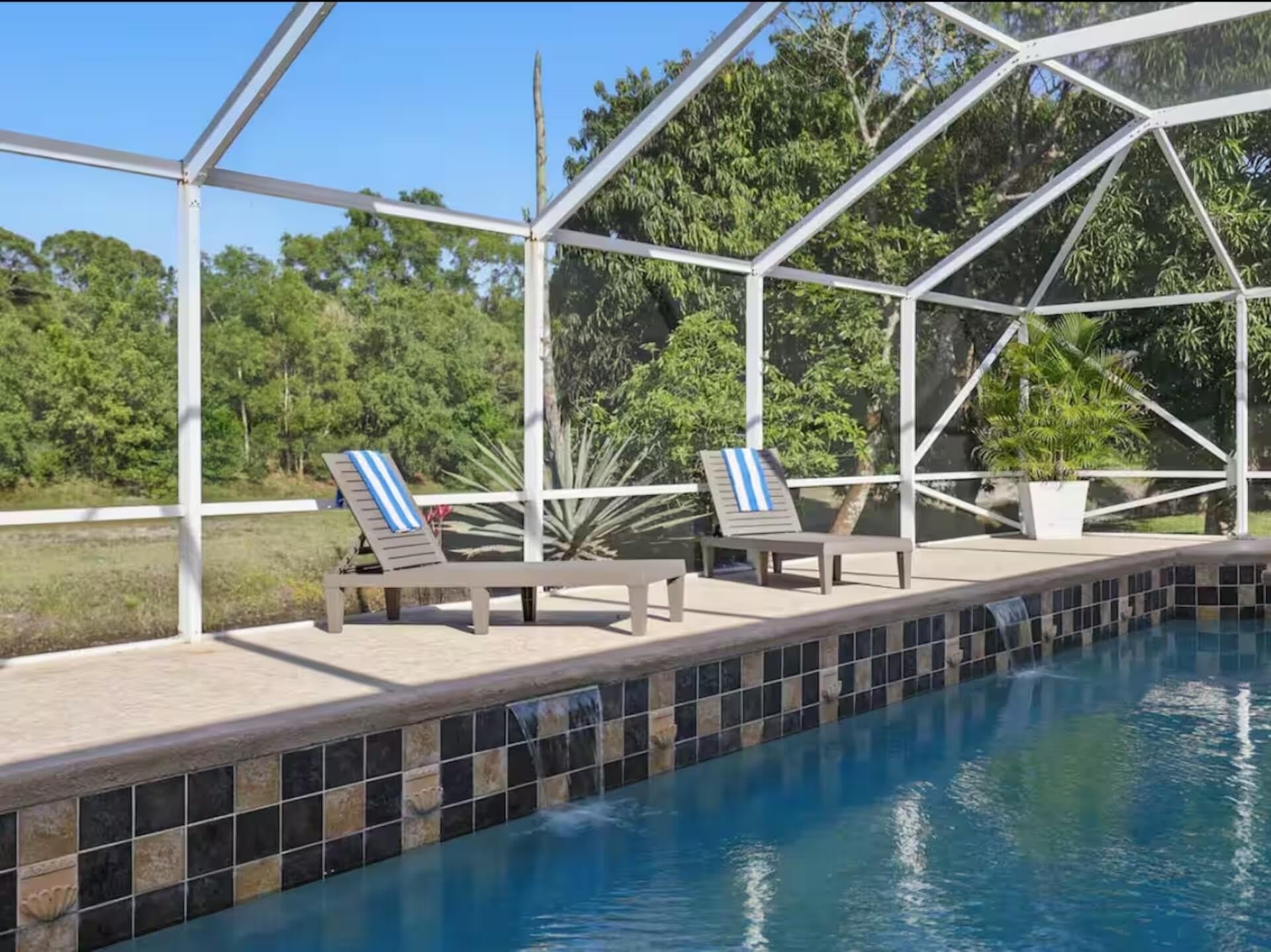 2473 SE Sidonia Street – photo 1
