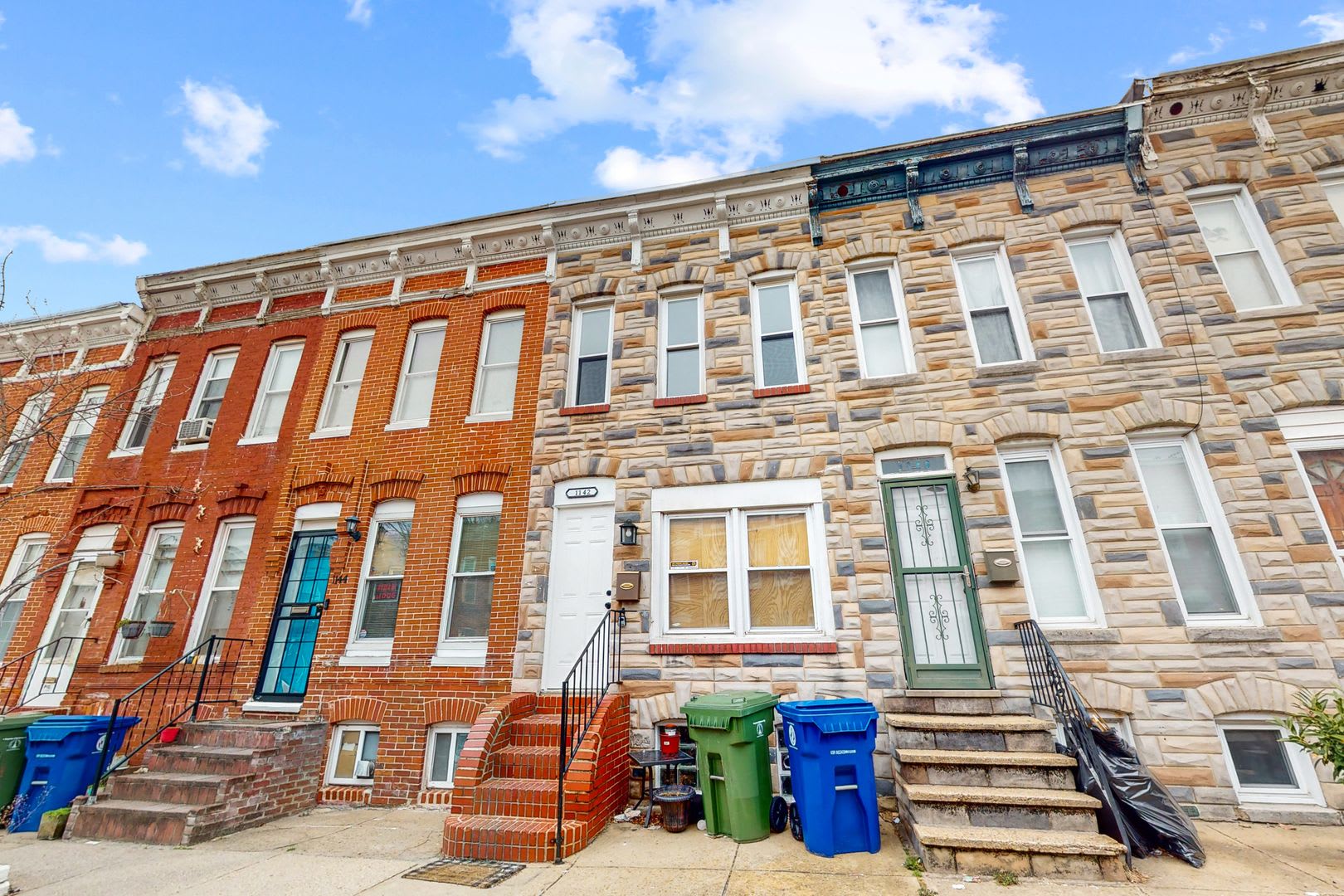Spacious 3-Bedroom/ 2 Bathrooms home with Modern Amenities in Pigtown! – photo 1