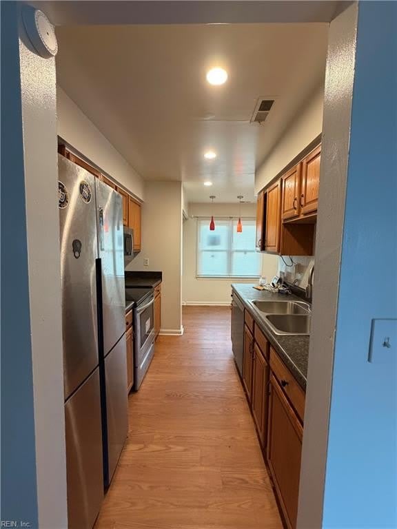 1046 Commonwealth Place – photo 5