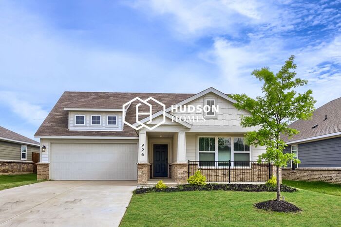 426 Rose Avenue – photo 1