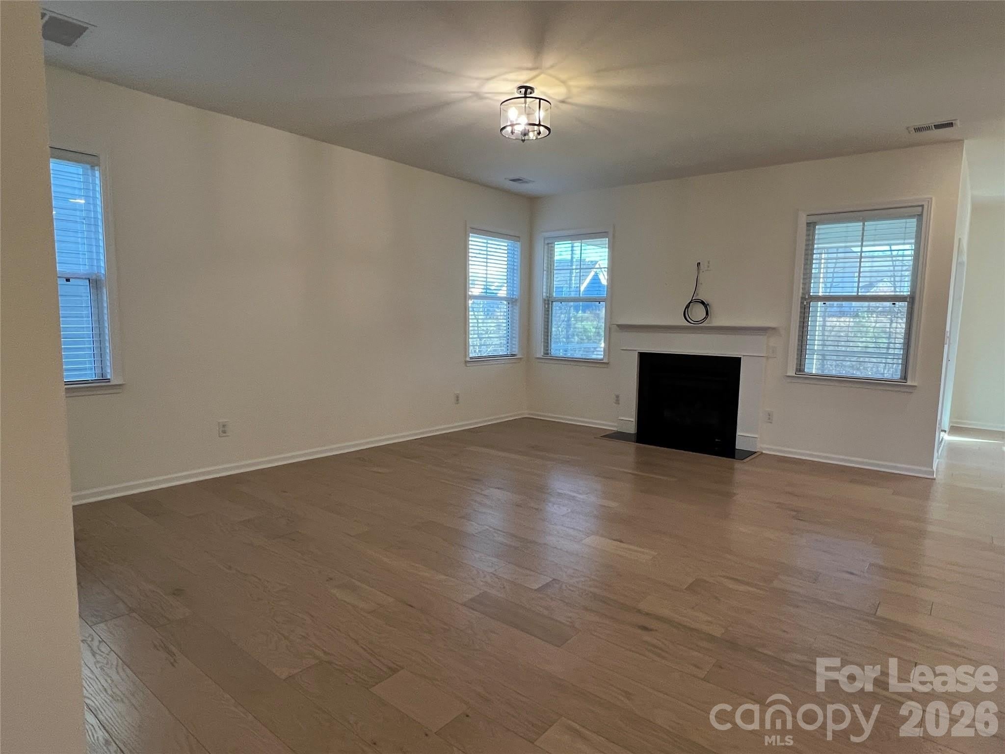 5016 Britannia Boulevard – photo 4
