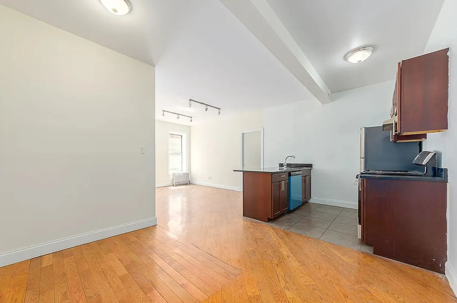 266 Washington Ave Apt A5 – photo 4