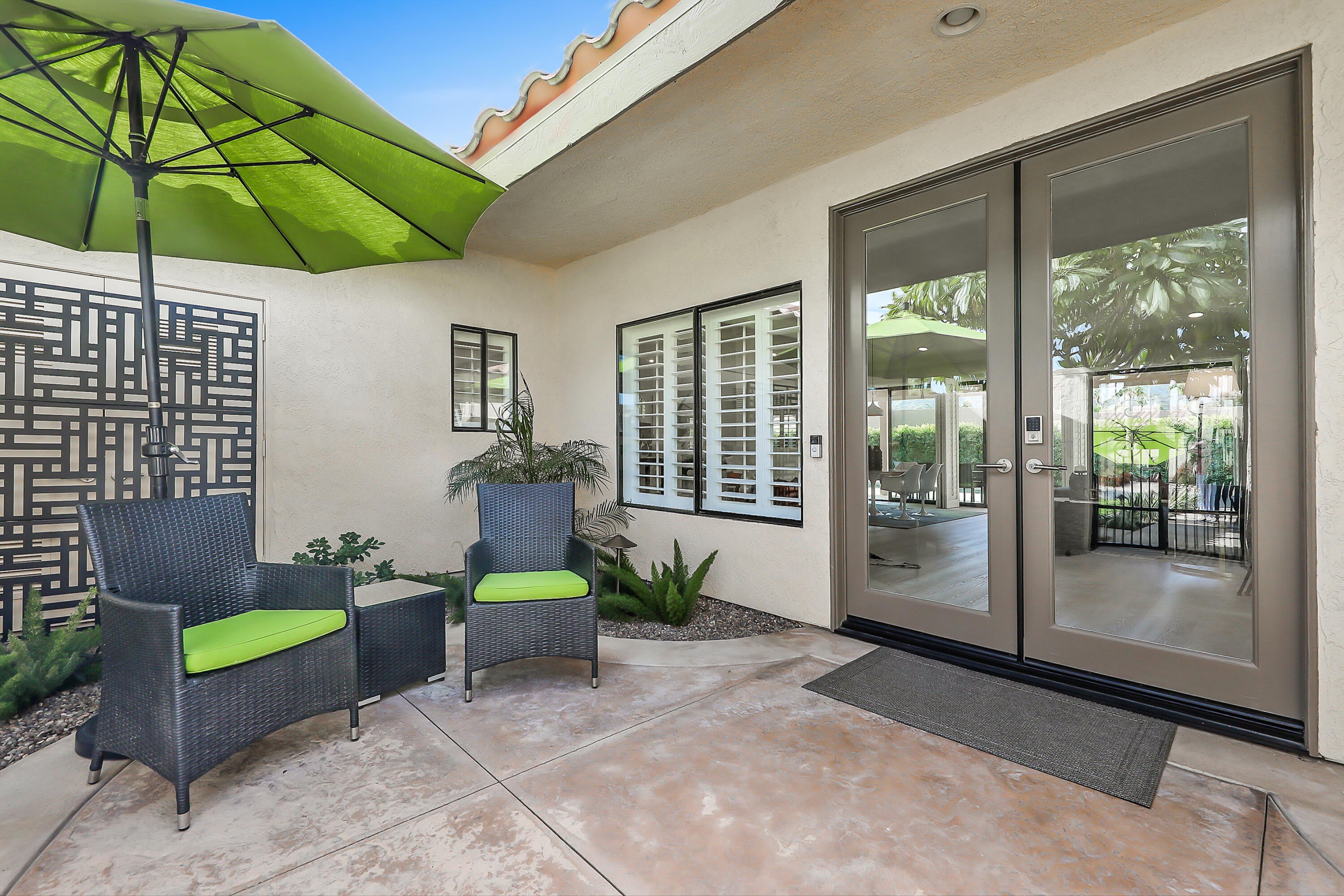 48721 Santa Ursula Street – photo 2