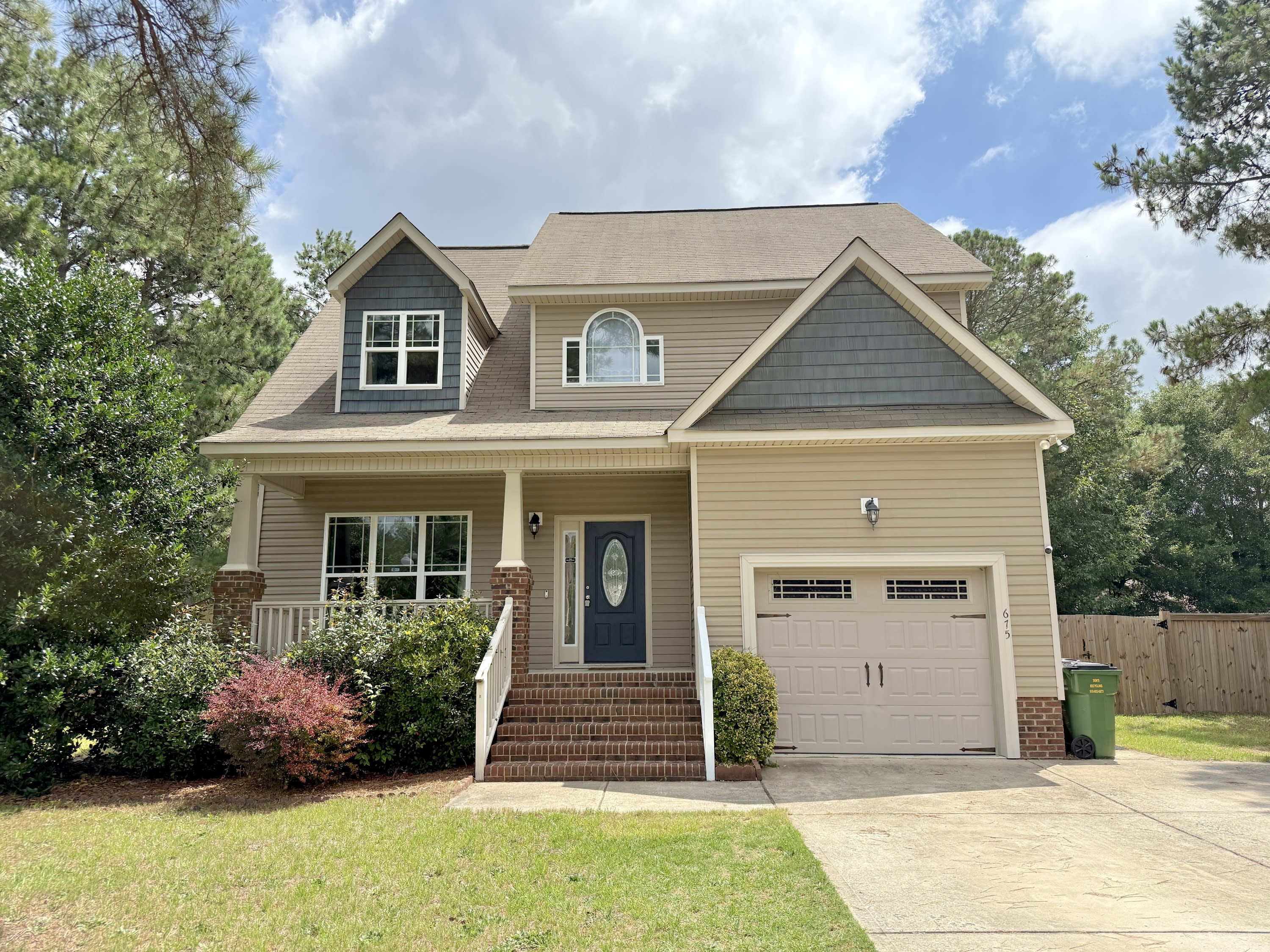 675 Omaha Drive – photo 1